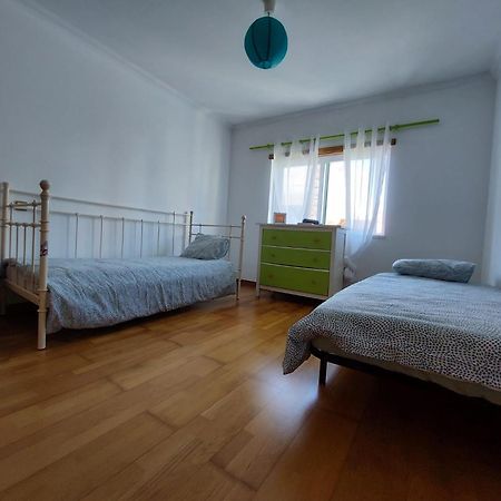 A Family House In Santa Cruz, Torres Vedras Villa Silveira  Kültér fotó