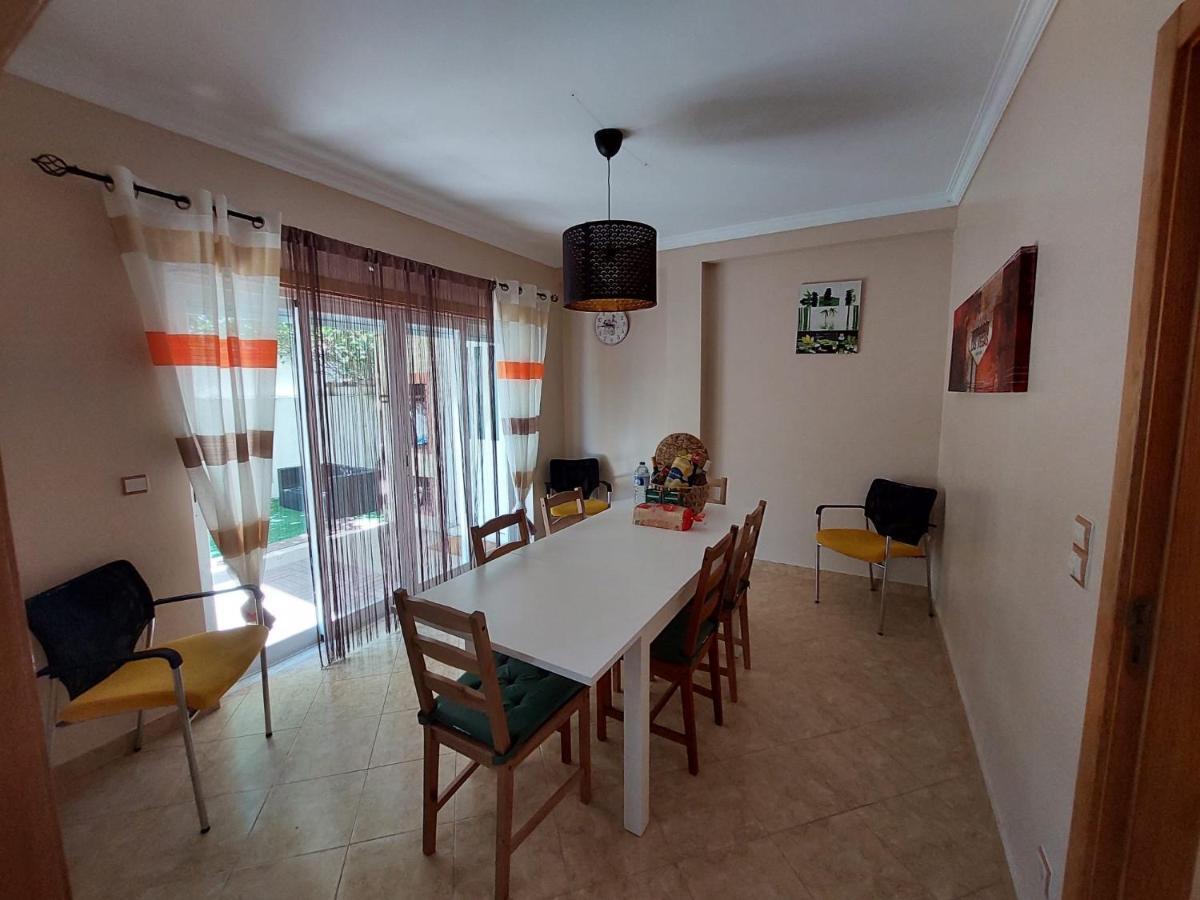 A Family House In Santa Cruz, Torres Vedras Villa Silveira  Kültér fotó